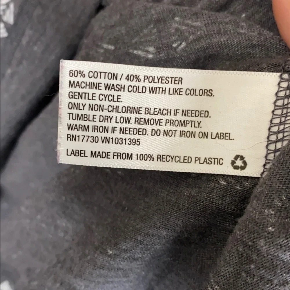 𝅺long sleeve T - Picture 5 of 5